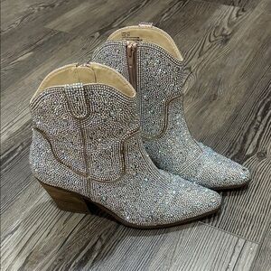 Matisse Glittering Silver Ankle Booties